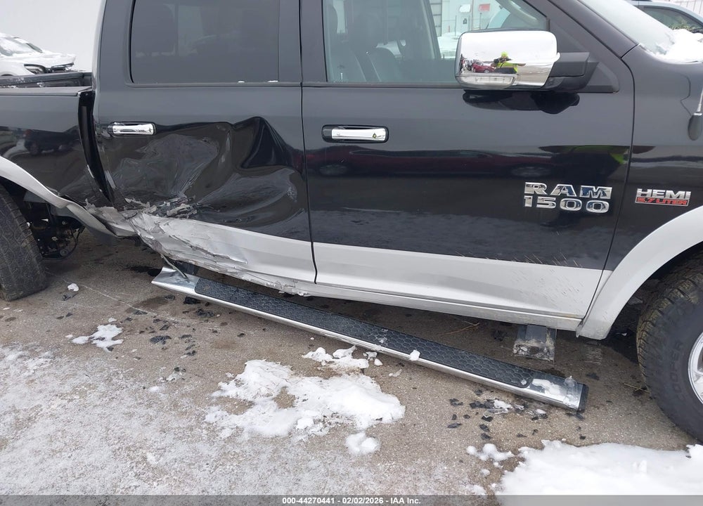 2017 RAM 1500 LAIE  4X4 5'7 BOX VIN: 1C6RR7NTXHS774143