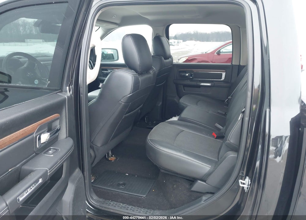 2017 RAM 1500 LAIE  4X4 5'7 BOX VIN: 1C6RR7NTXHS774143
