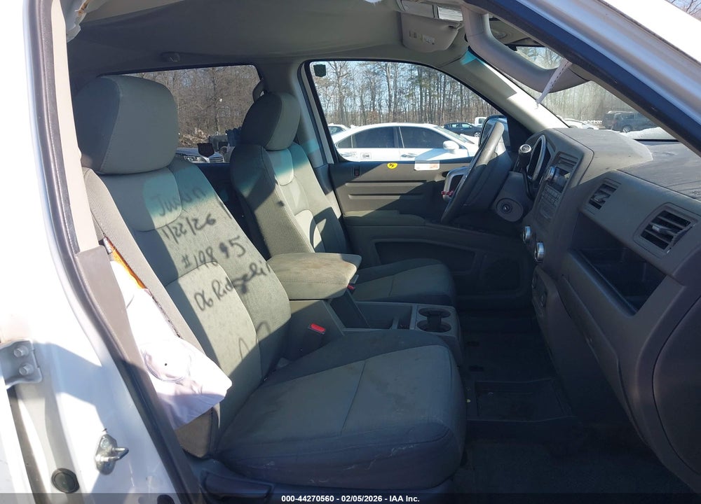 2006 HONDA RIDGELINE RT VIN: 2HJYK16266H564585