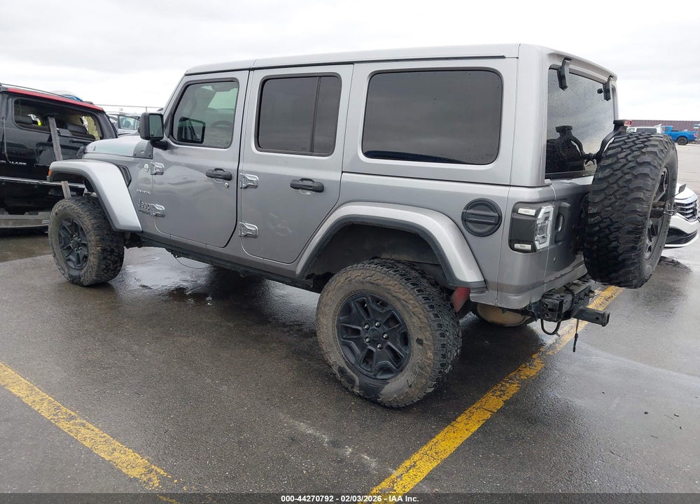 2018 JEEP WRANGLER UNLIMITED SAHARA 4X4 VIN: 1C4HJXEG1JW244995