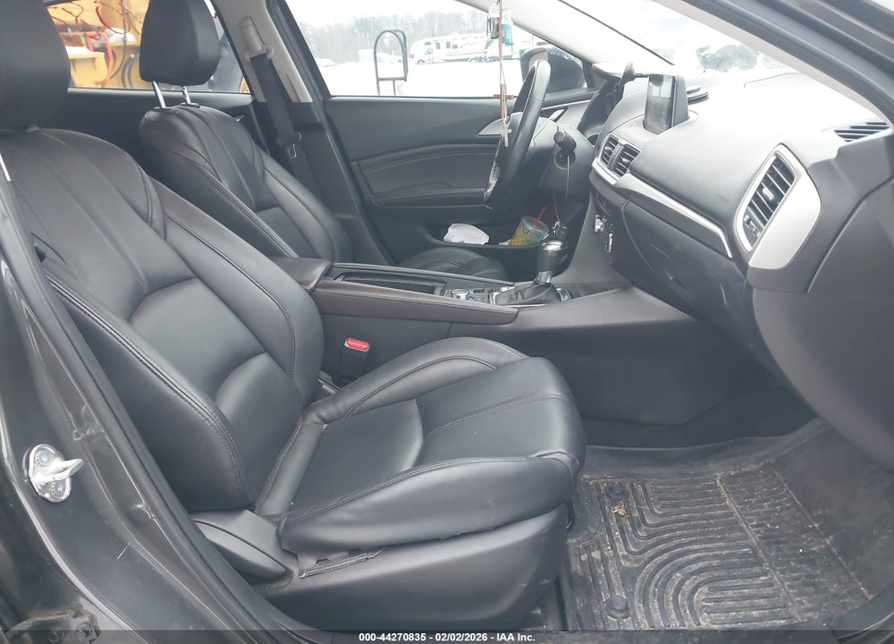 2018 MAZDA 3 TOURING VIN: 3MZBN1L32JM184696