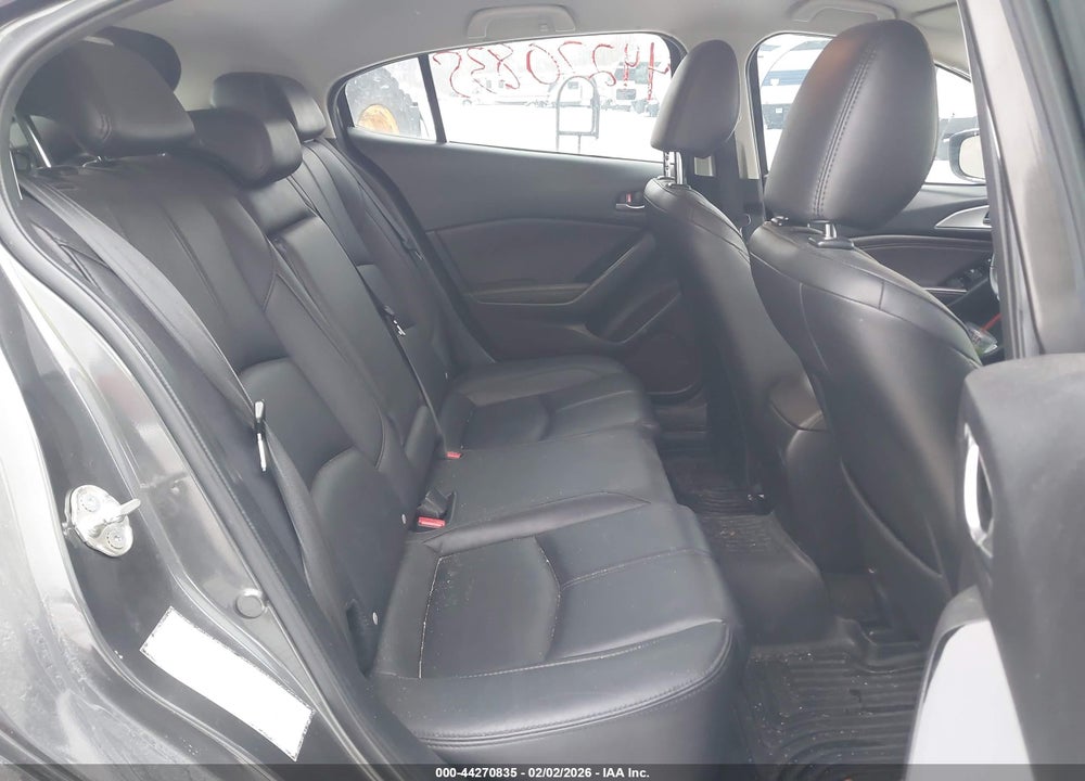 2018 MAZDA 3 TOURING VIN: 3MZBN1L32JM184696