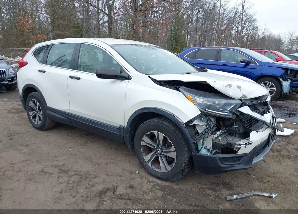 2018 HONDA CR-V LX VIN: 2HKRW6H30JH208052