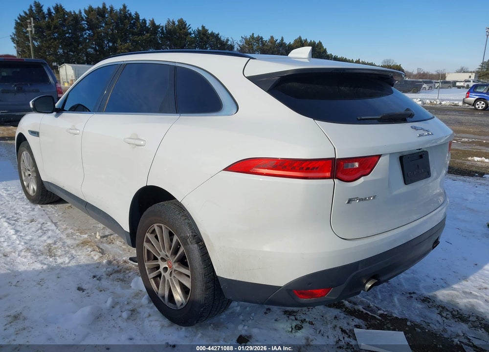2018 JAGUAR F-PACE 25T PRESTIGE VIN: SADCK2FXXJA321468