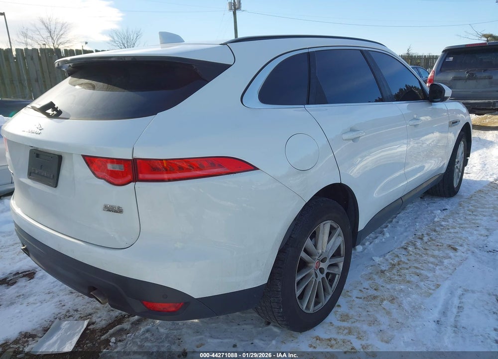 2018 JAGUAR F-PACE 25T PRESTIGE VIN: SADCK2FXXJA321468