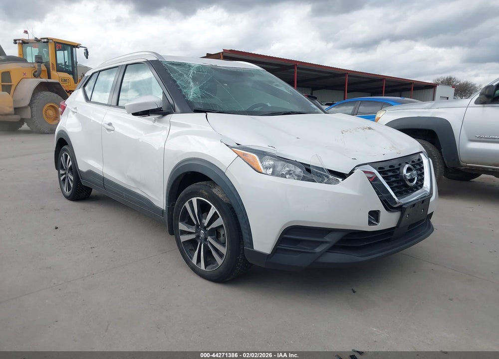 2020 NISSAN KICKS SV XTRONIC CVT VIN: 3N1CP5CV2LL555720