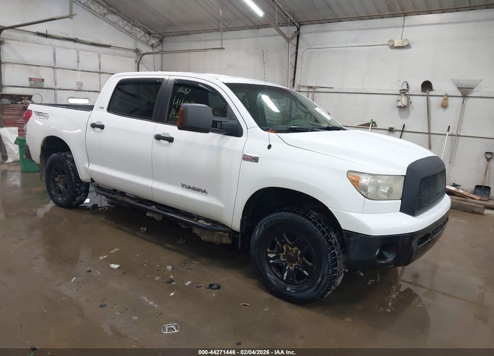 2008 TOYOTA TUNDRA SR5 5.7L V8 VIN: 5TFDV54198X051714