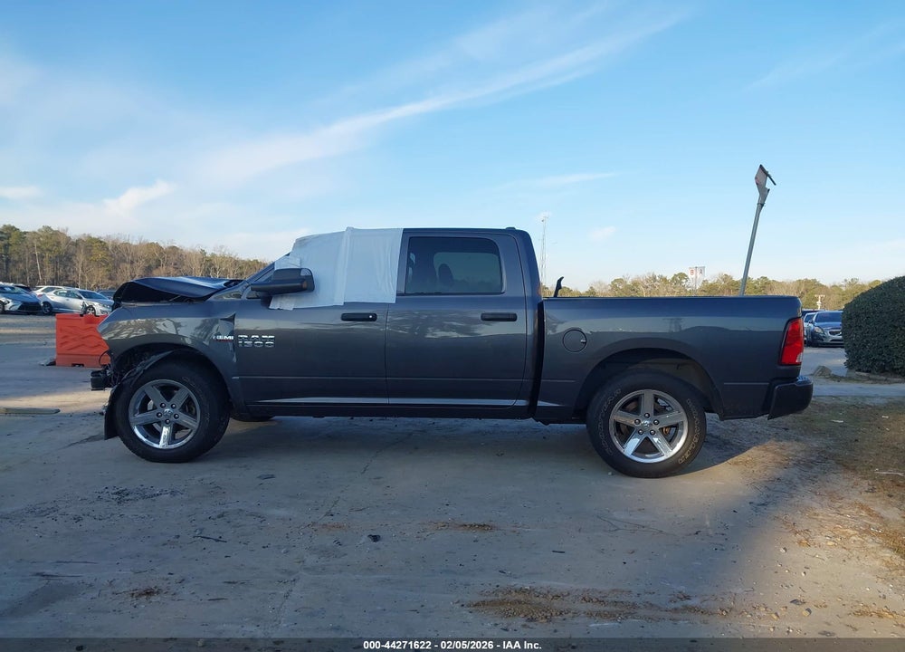 2017 RAM 1500 EXPRESS  4X2 5'7 BOX VIN: 1C6RR6KT4HS520426