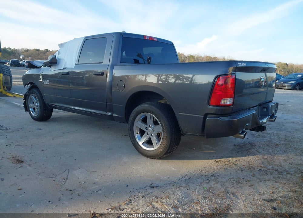 2017 RAM 1500 EXPRESS  4X2 5'7 BOX VIN: 1C6RR6KT4HS520426