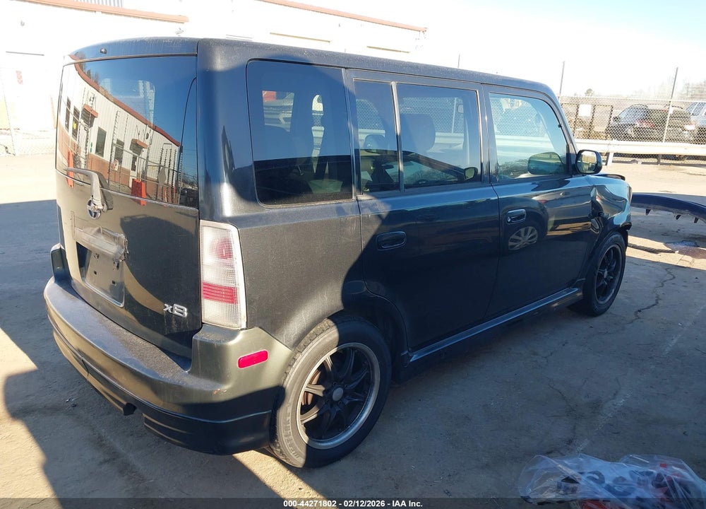 2005 SCION XB VIN: JTLKT324350186310