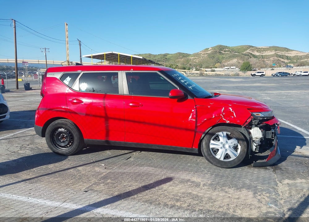 2020 KIA SOUL LX VIN: KNDJ23AU0L7010119