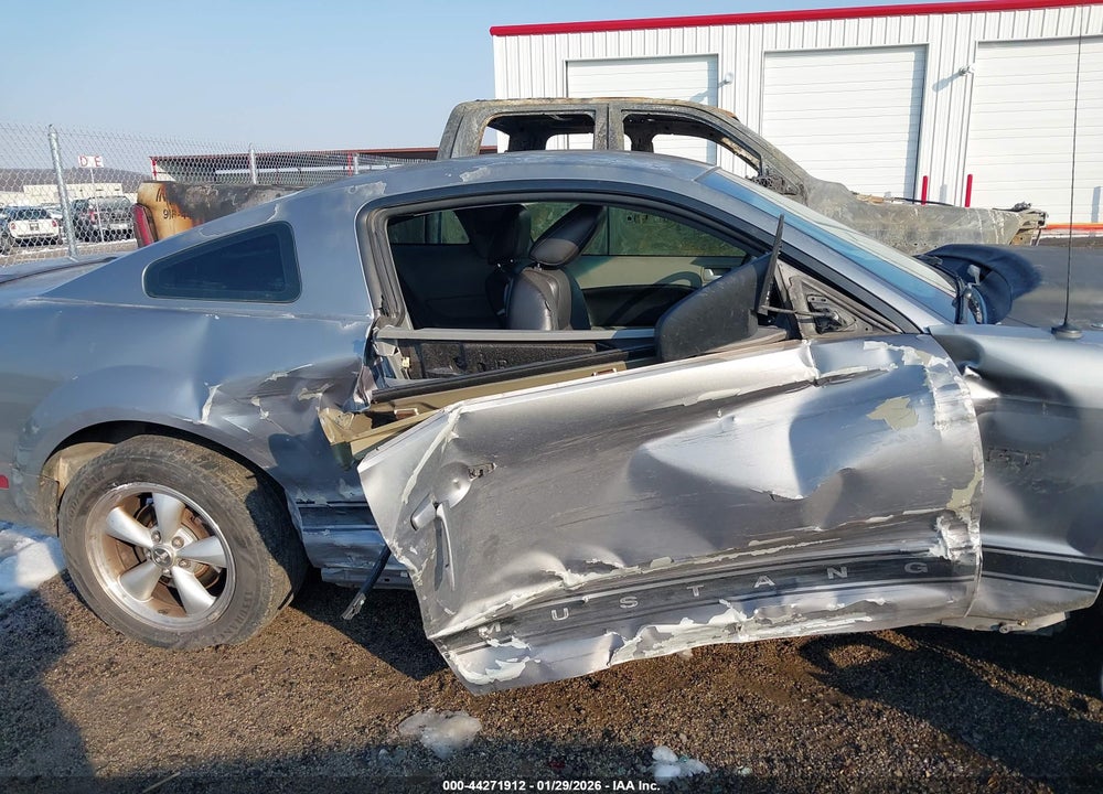 2007 FORD MUSTANG V6 DELUXE/V6 PREMIUM VIN: 1ZVFT80NX75259004