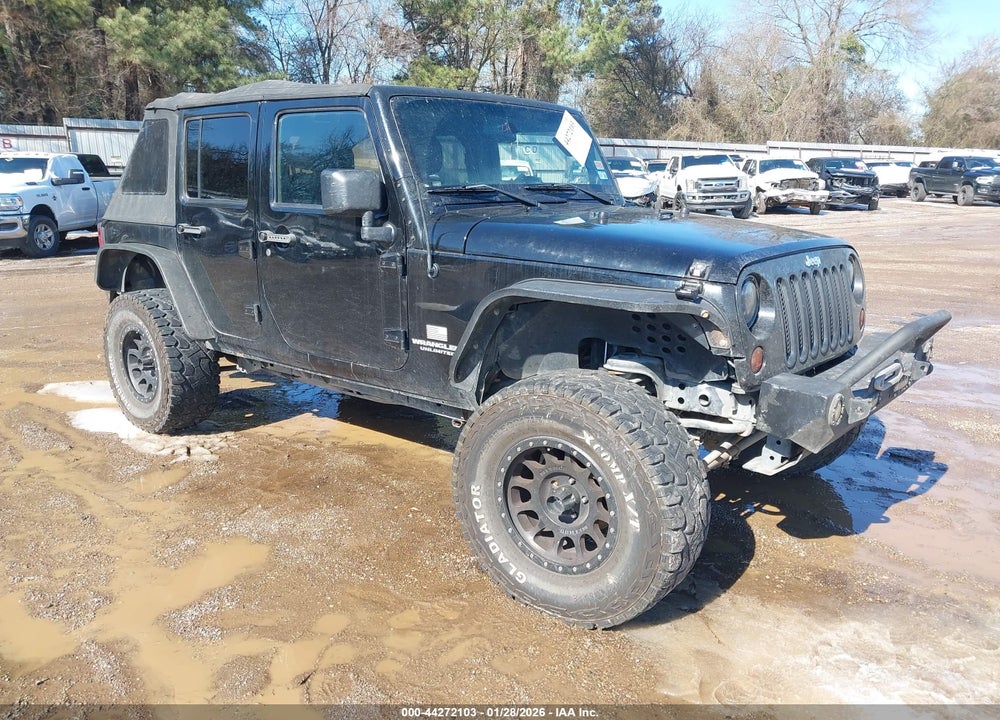2013 JEEP WRANGLER UNLIMITED SAHARA VIN: 1C4BJWEG3DL513522