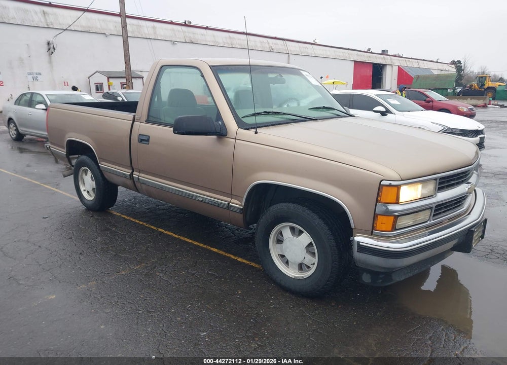 1997 CHEVROLET C1500 FLEETSIDE VIN: 1GCEC14M7VZ186865