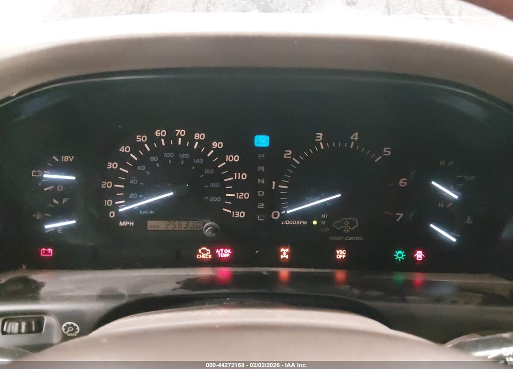 2002 LEXUS LX 470 VIN: JTJHT00WX23515388