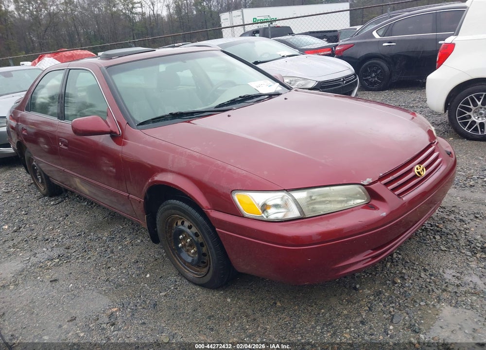 1999 TOYOTA CAMRY LE VIN: 4T1BG22K8XU599341