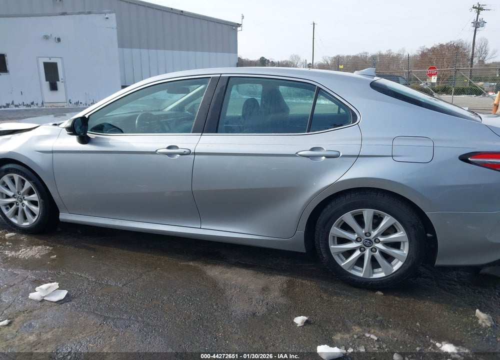2020 TOYOTA CAMRY LE VIN: 4T1C11AK7LU908406