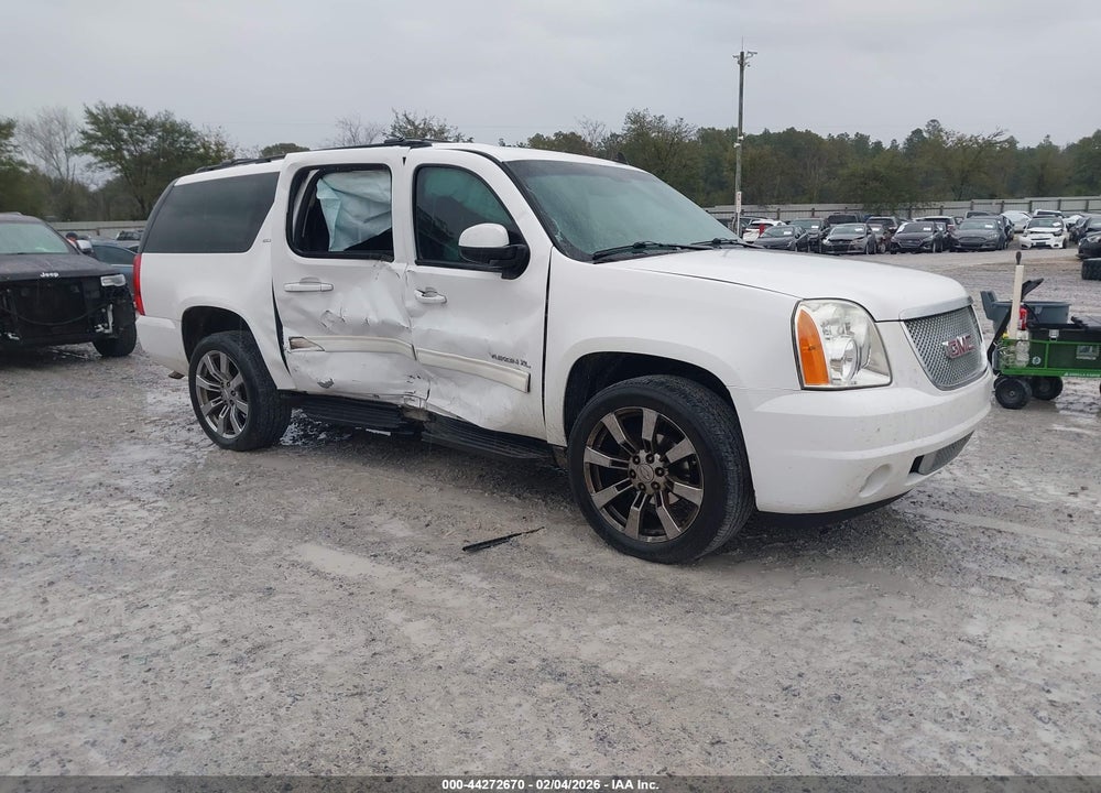 2013 GMC YUKON XL 1500 SLT VIN: 1GKS2KE74DR174129