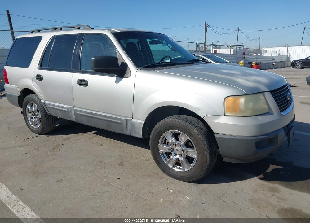 2005 FORD EXPEDITION XLS VIN: 1FMPU13505LA72365