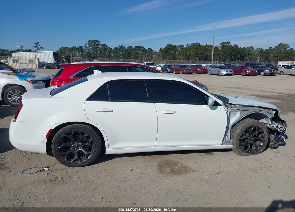 2020 CHRYSLER 300 300S VIN: 2C3CCABG9LH164131