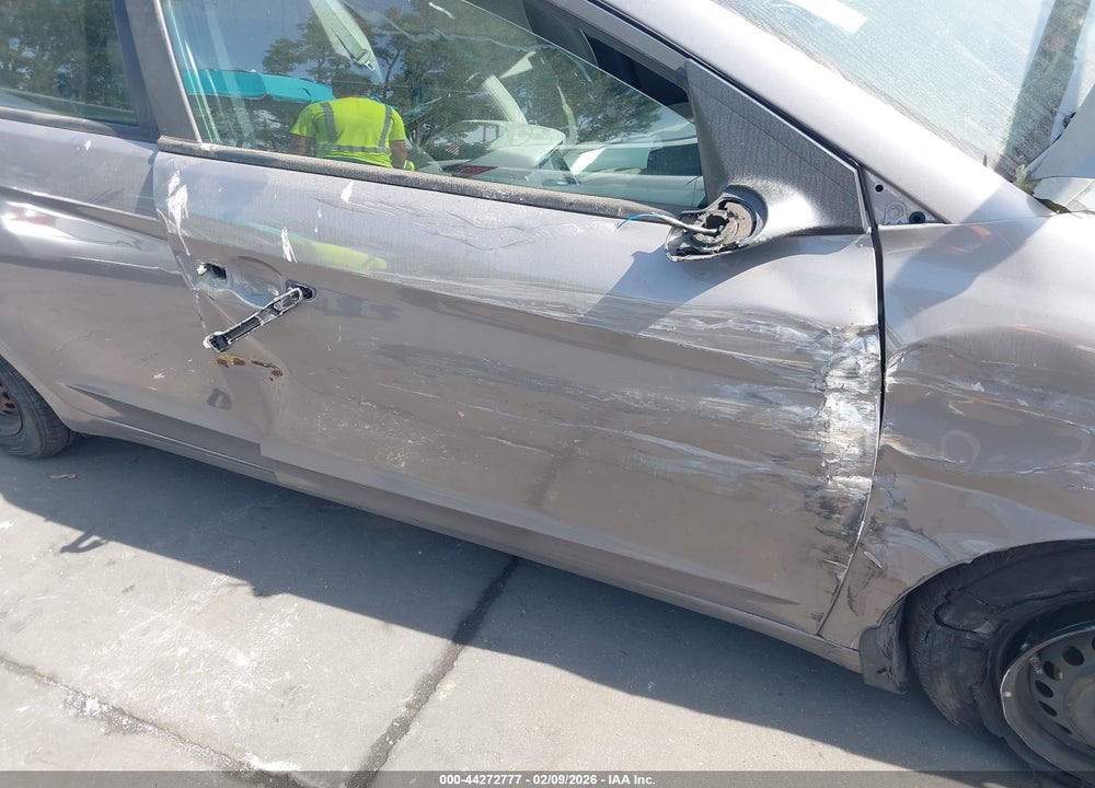 2020 HYUNDAI ELANTRA SE VIN: KMHD74LF5LU072695