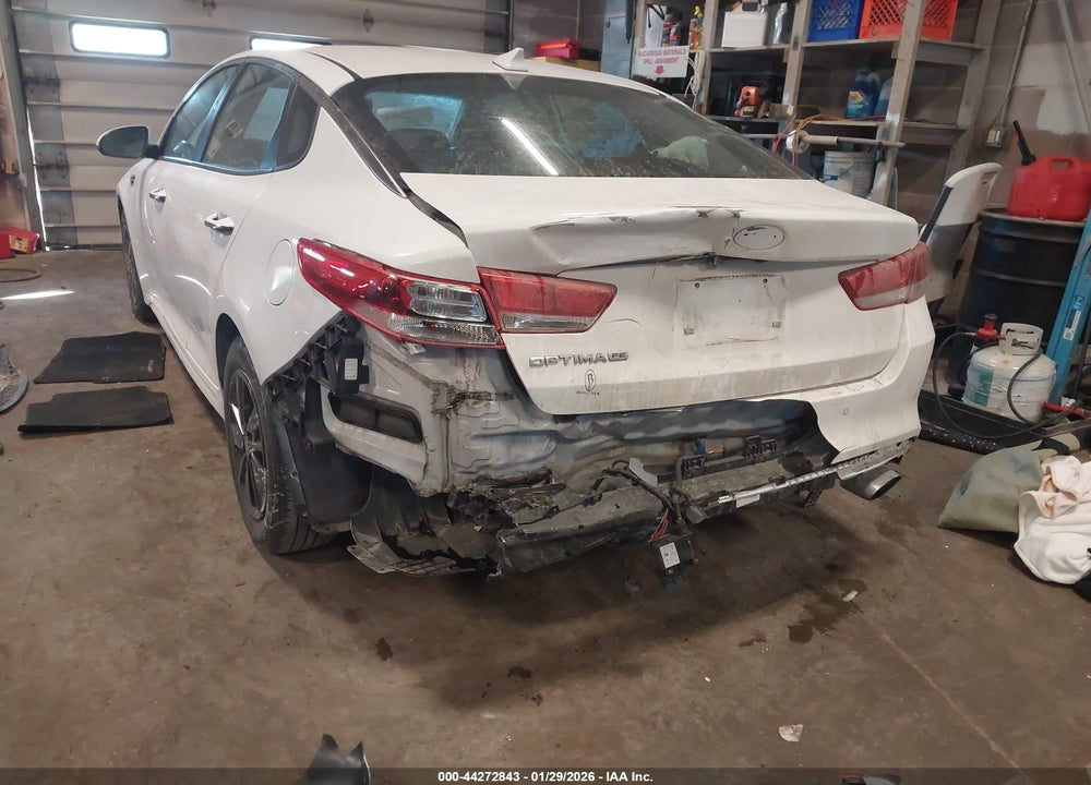 2018 KIA OPTIMA LX VIN: 5XXGT4L37JG201168