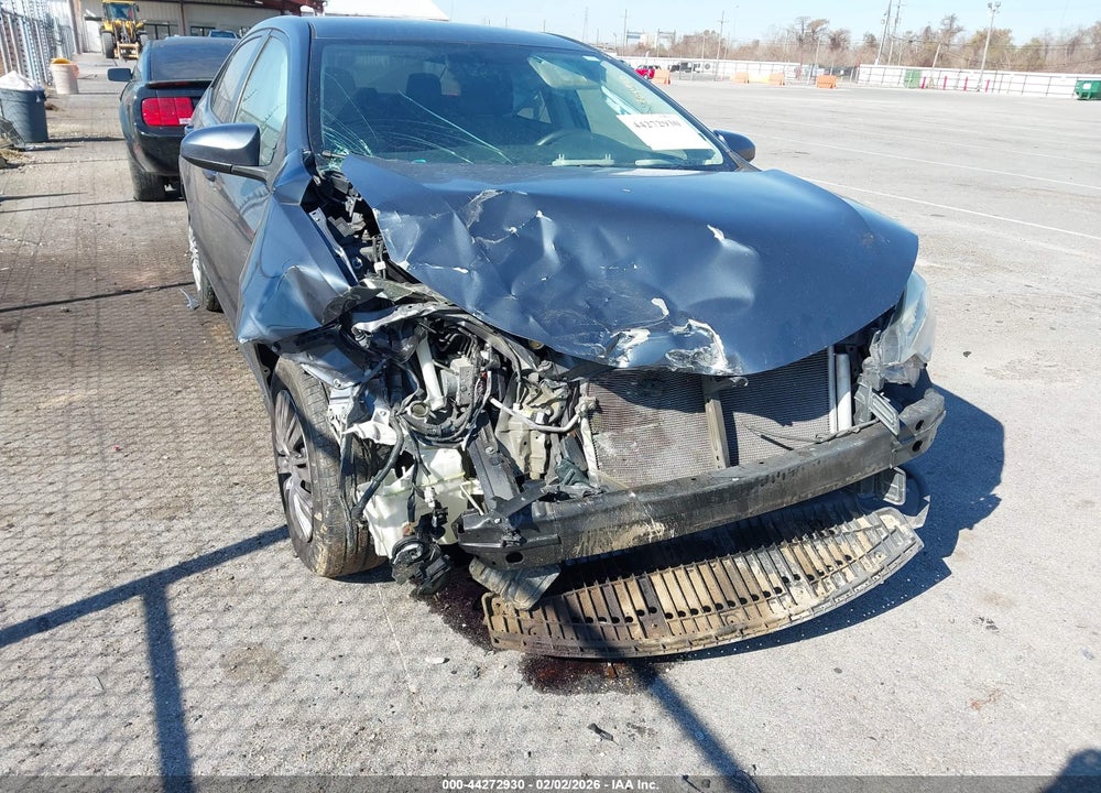 2015 TOYOTA COROLLA L VIN: 5YFBURHE3FP304990
