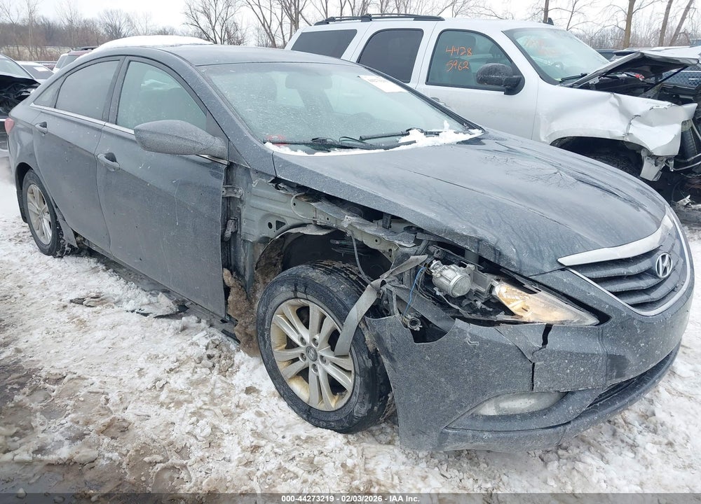 2013 HYUNDAI SONATA GLS VIN: 5NPEB4AC9DH747573