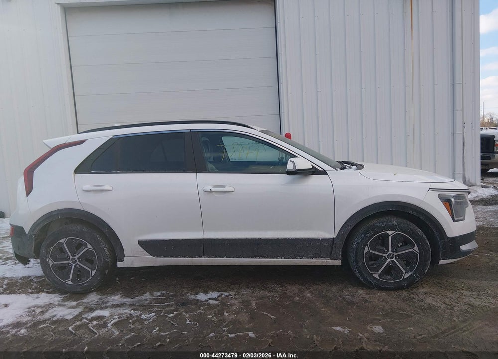 2024 KIA NIRO EX VIN: KNDCR3LE7R5205813