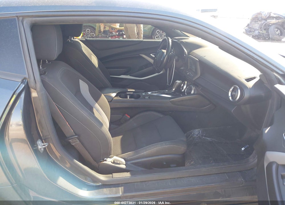 2018 CHEVROLET CAMARO 1LT VIN: 1G1FB1RS0J0189502