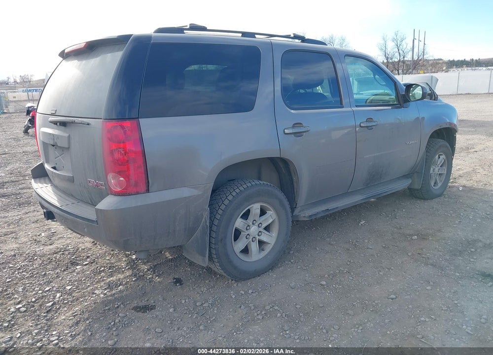 2013 GMC YUKON SLE VIN: 1GKS2AE01DR182184