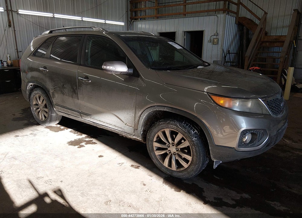 2011 KIA SORENTO EX V6 VIN: 5XYKUDA24BG119641