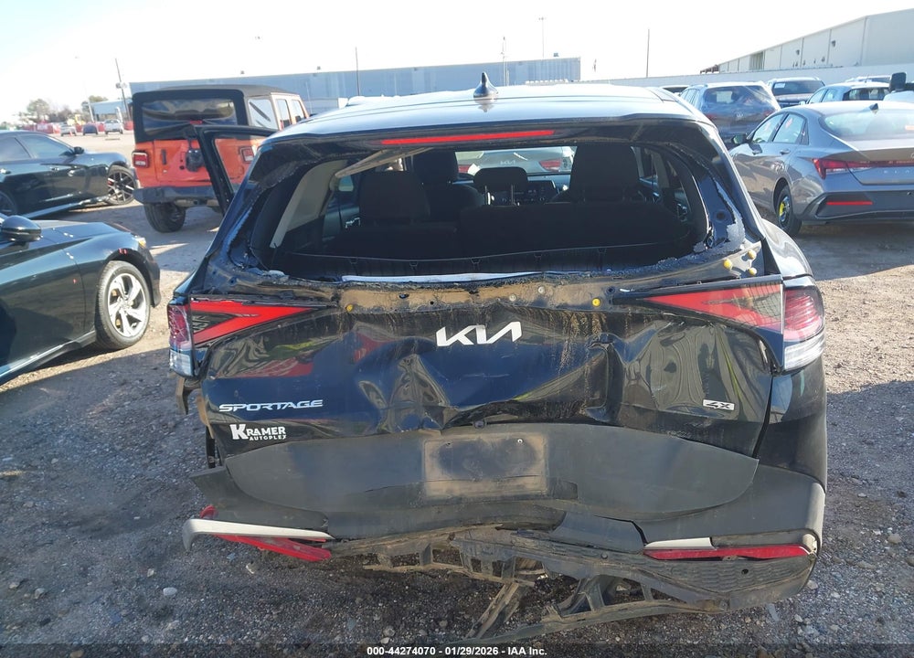 2023 KIA SPORTAGE LX VIN: KNDPUCAF1P7083883