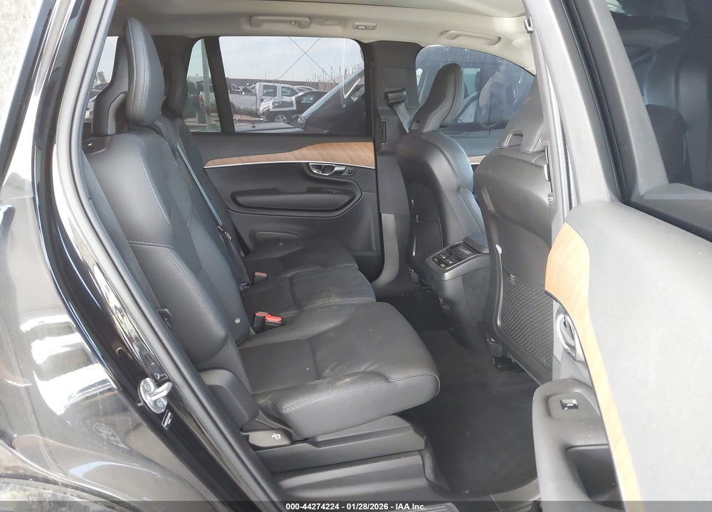 2025 VOLVO XC90 B6 PLUS 7-SEATER VIN: YV4062PE7S1312015