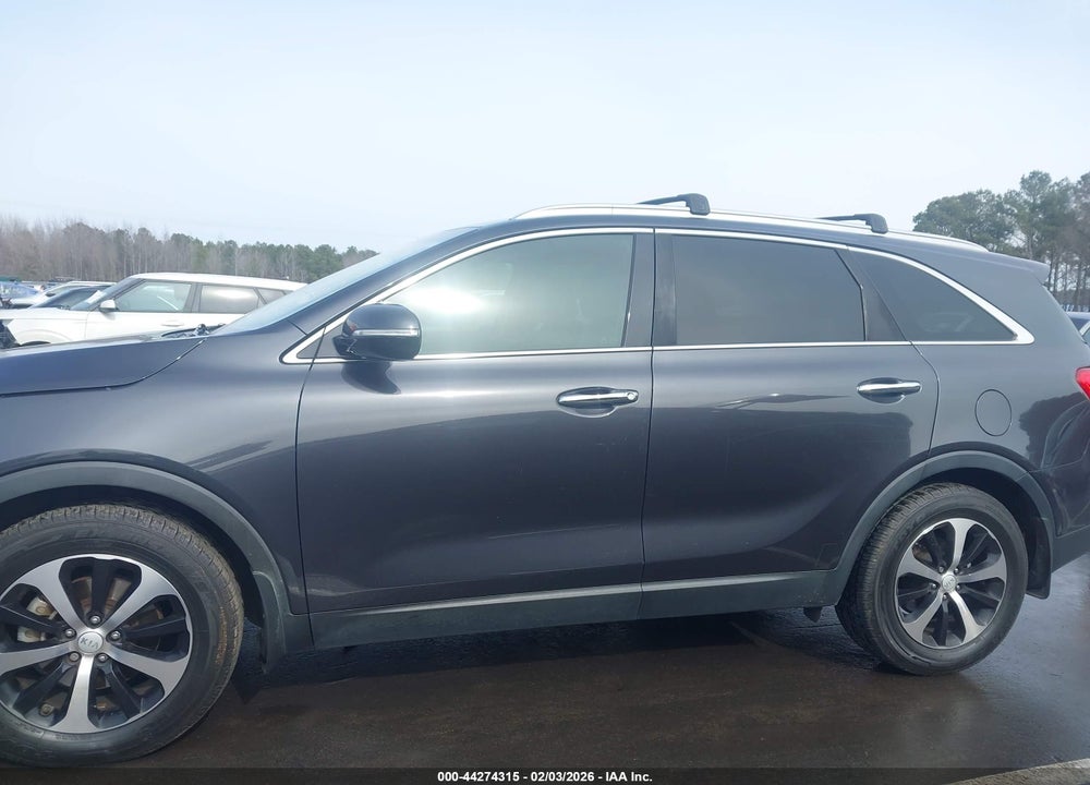 2016 KIA SORENTO 3.3L EX VIN: 5XYPH4A51GG148445