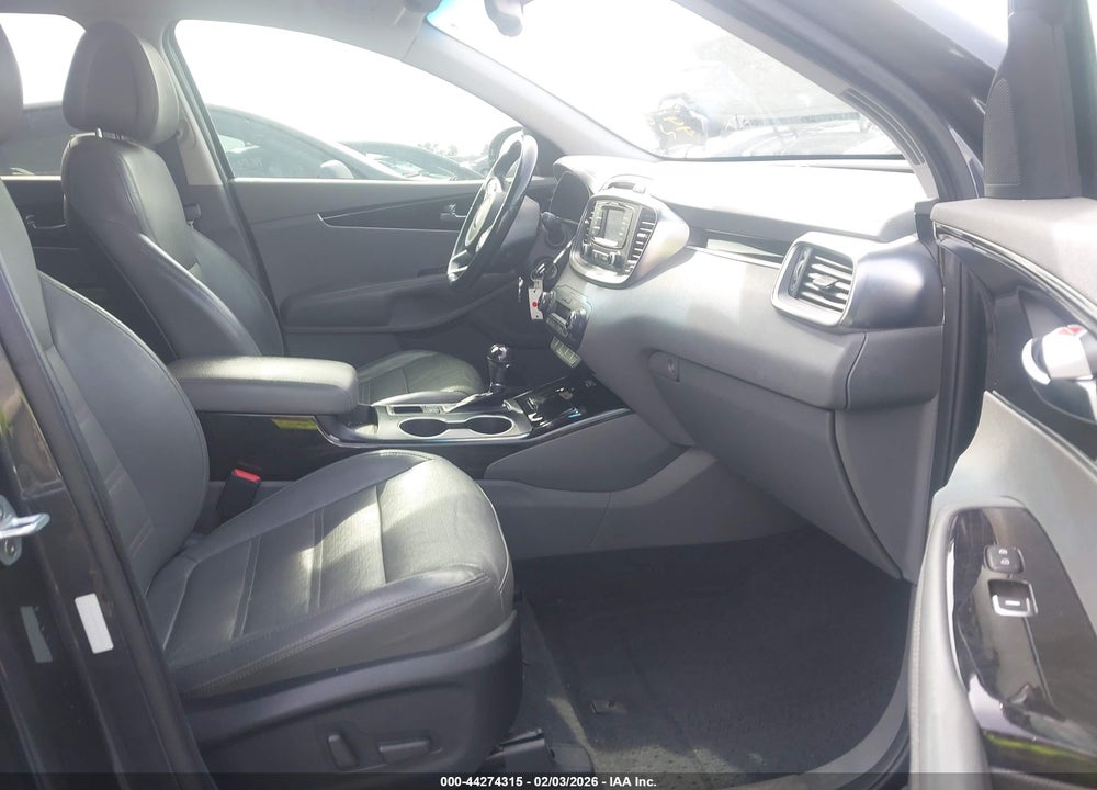 2016 KIA SORENTO 3.3L EX VIN: 5XYPH4A51GG148445