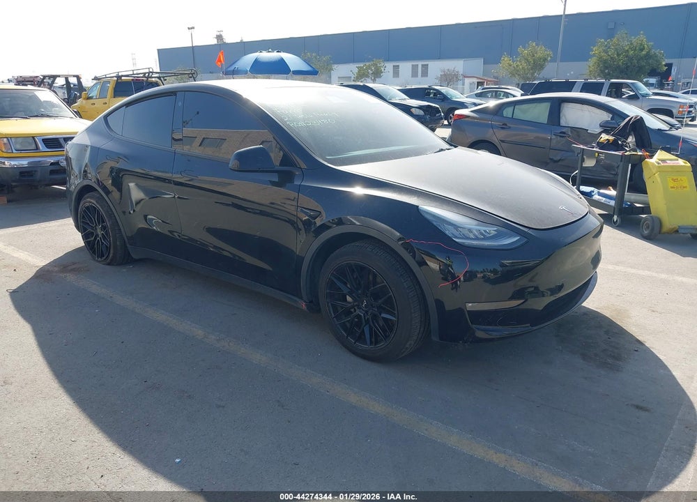 2021 TESLA MODEL Y STANDARD RANGE REAR-WHEEL DRIVE VIN: 5YJYGDEDXMF116296