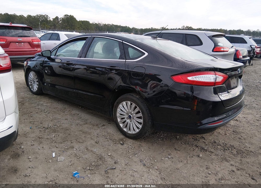 2016 FORD FUSION ENERGI SE LUXURY VIN: 3FA6P0PU4GR252610
