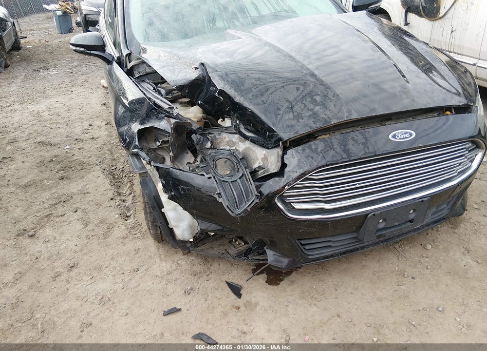 2016 FORD FUSION ENERGI SE LUXURY VIN: 3FA6P0PU4GR252610