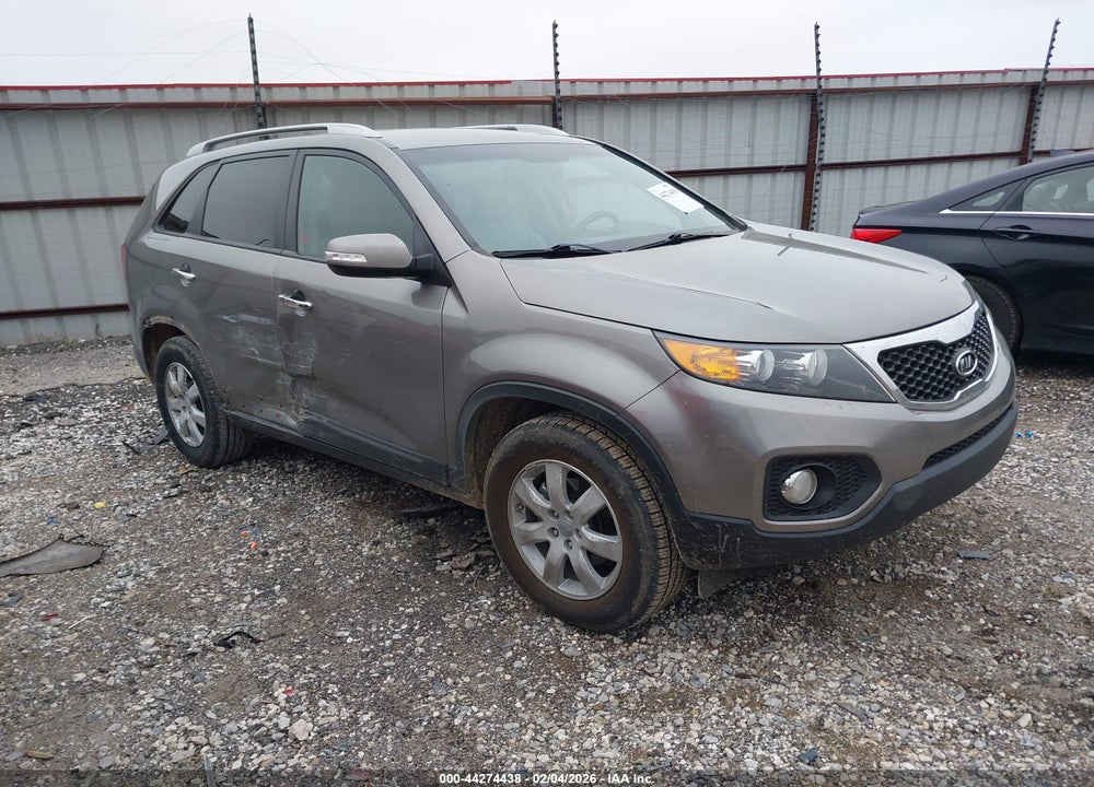 2012 KIA SORENTO LX VIN: 5XYKT3A66CG247641