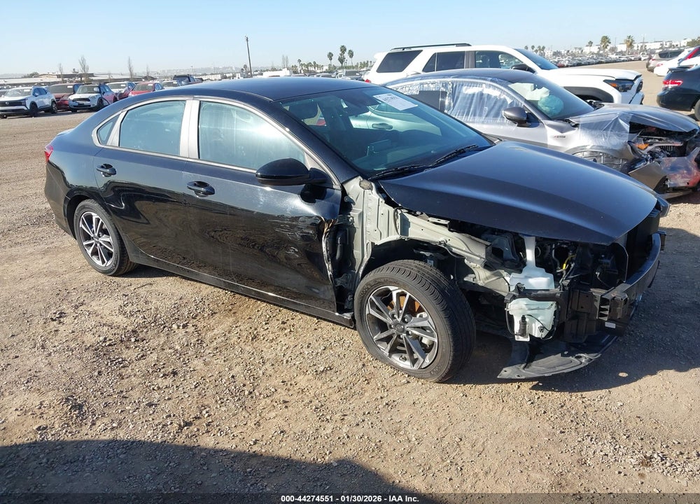 2023 KIA FORTE LXS VIN: 3KPF24AD8PE529128