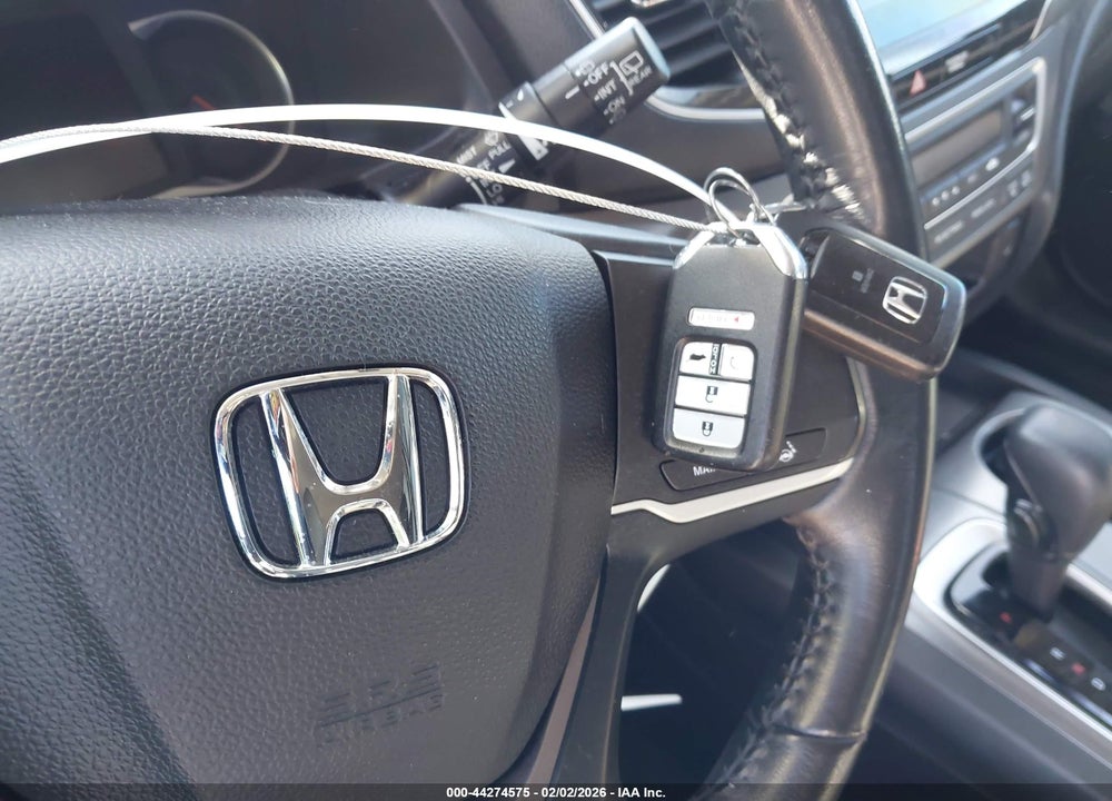 2020 HONDA PILOT 2WD EX-L VIN: 5FNYF5H59LB005282