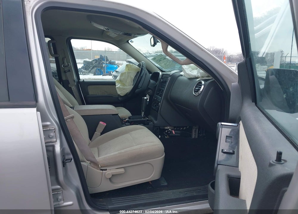 2008 FORD EXPLORER XLT VIN: 1FMEU73E78UB01949