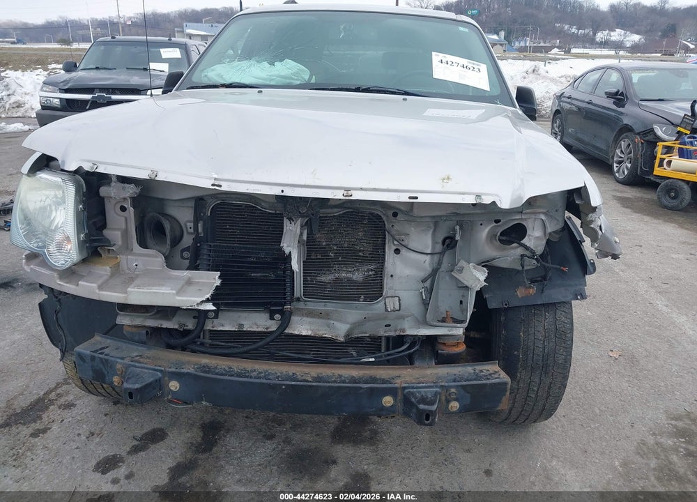 2008 FORD EXPLORER XLT VIN: 1FMEU73E78UB01949