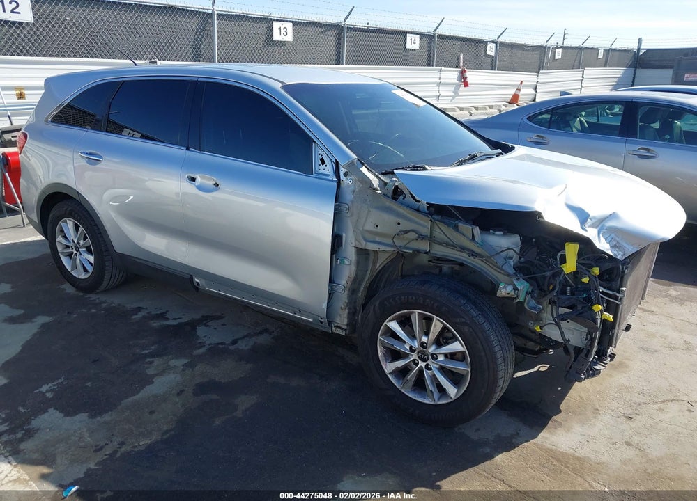 2020 KIA SORENTO 3.3L LX VIN: 5XYPG4A54LG667485