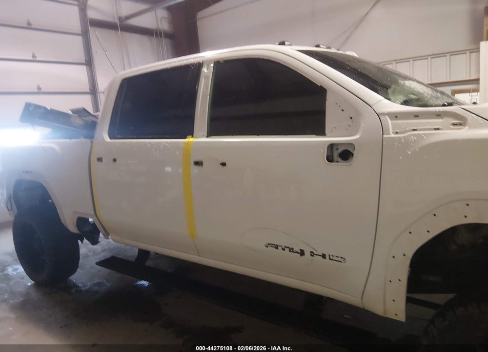 2024 GMC SIERRA 3500HD AT4 VIN: 1GT49VE79RF164481