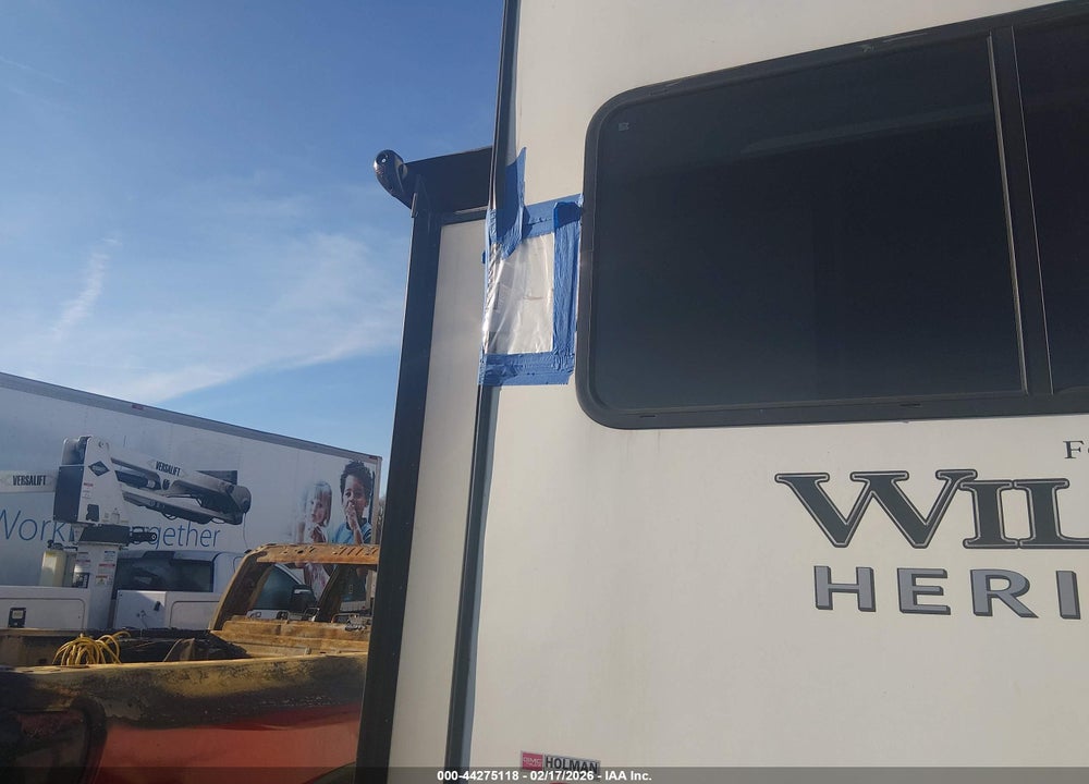 2022 FOREST RIVER 353B 5TH WHEEL VIN: 4X4FWBL22NV707302