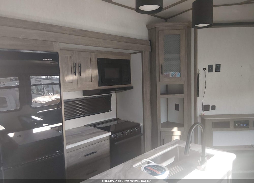 2022 FOREST RIVER 353B 5TH WHEEL VIN: 4X4FWBL22NV707302