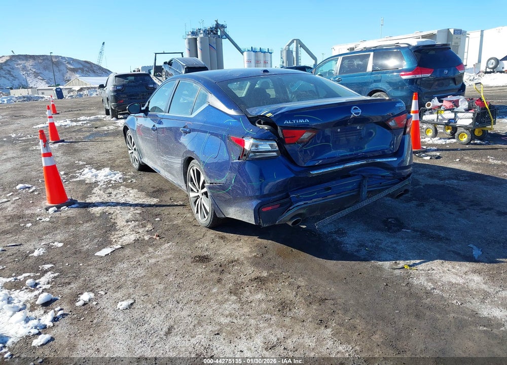 2022 NISSAN ALTIMA SR FWD VIN: 1N4BL4CVXNN324989