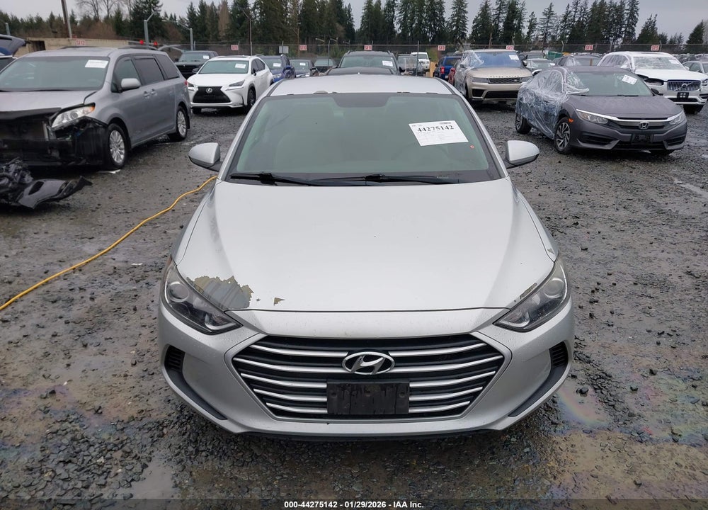 2017 HYUNDAI ELANTRA SE VIN: 5NPD74LF3HH184644